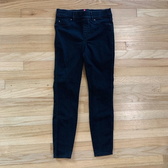 Women’s Spanx Black Ankle Skinny Jeans Business Casual Slimming Size Medium 8 - Picture 3 of 13